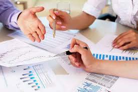 特朗普称赞美欧贸易谈判迈出 “积极” 一步 市场期待达成协议